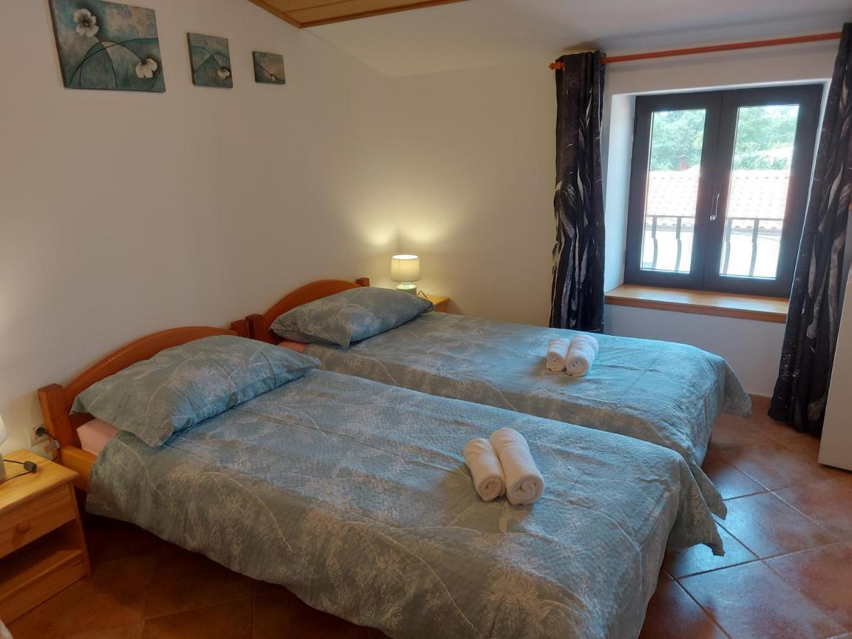 Ranch Radin Bed & Breakfast บระทอนิกลา ภายนอก รูปภาพ