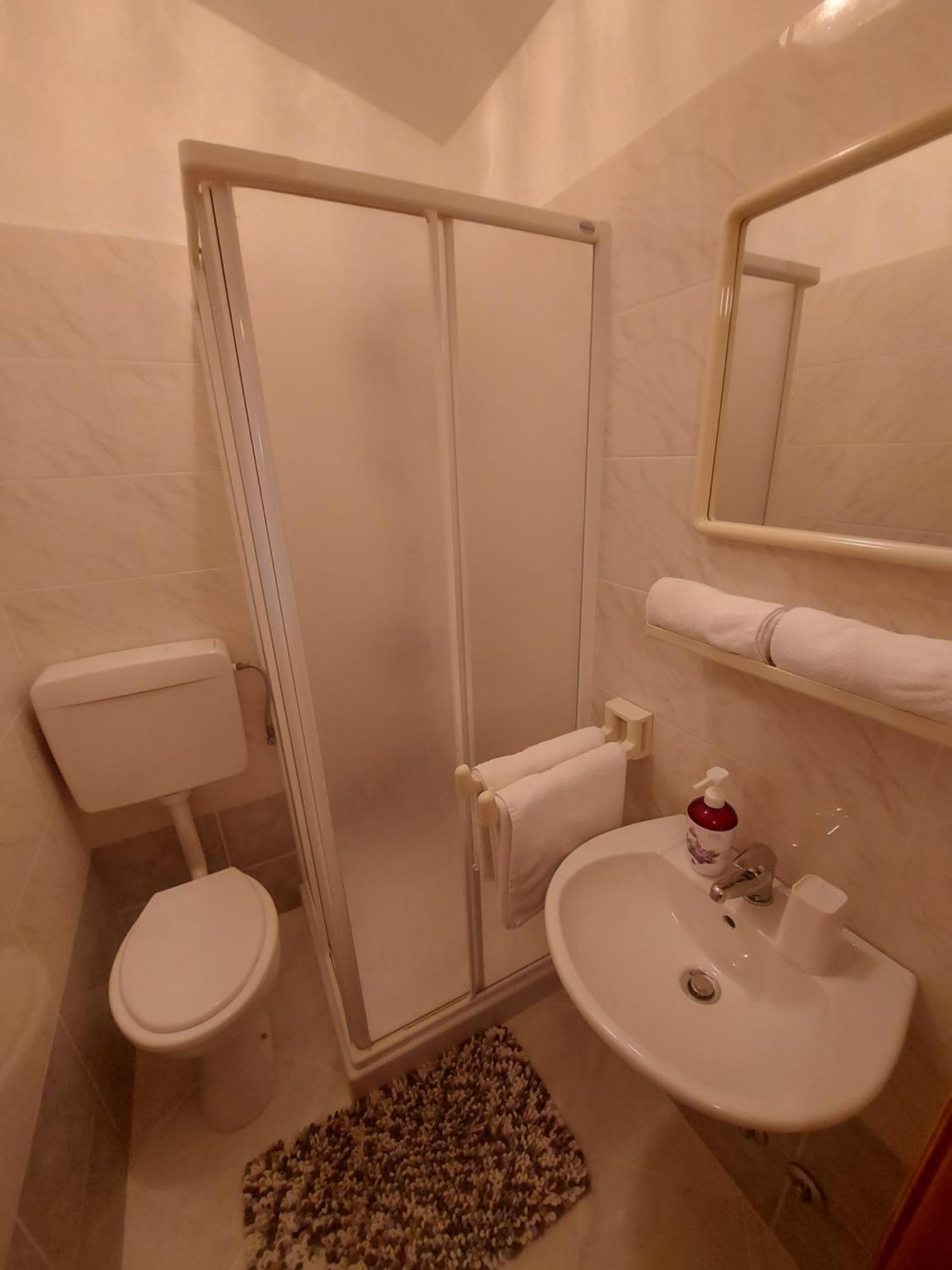 Ranch Radin Bed & Breakfast บระทอนิกลา ห้อง รูปภาพ