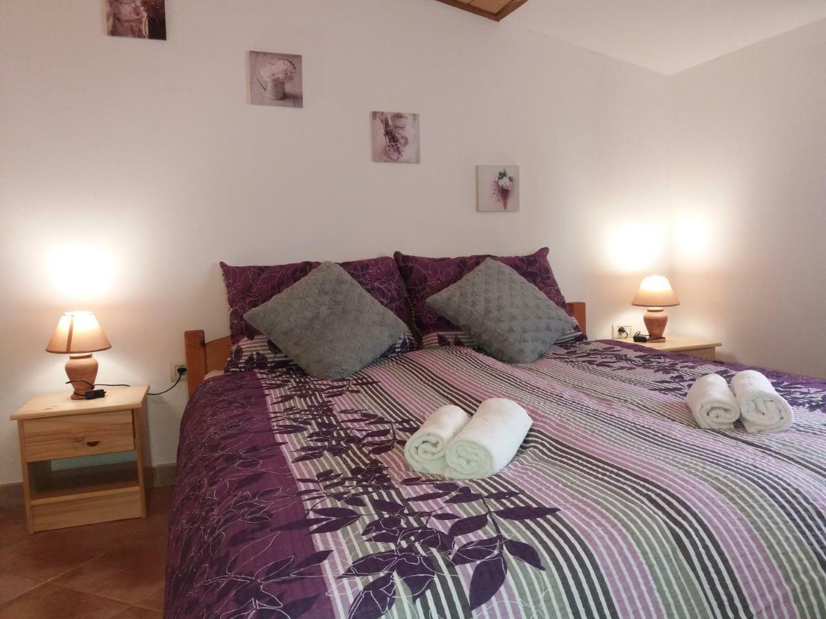 Ranch Radin Bed & Breakfast บระทอนิกลา ภายนอก รูปภาพ